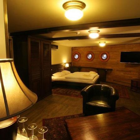 Botel Ristorante Matylda Прага Экстерьер фото